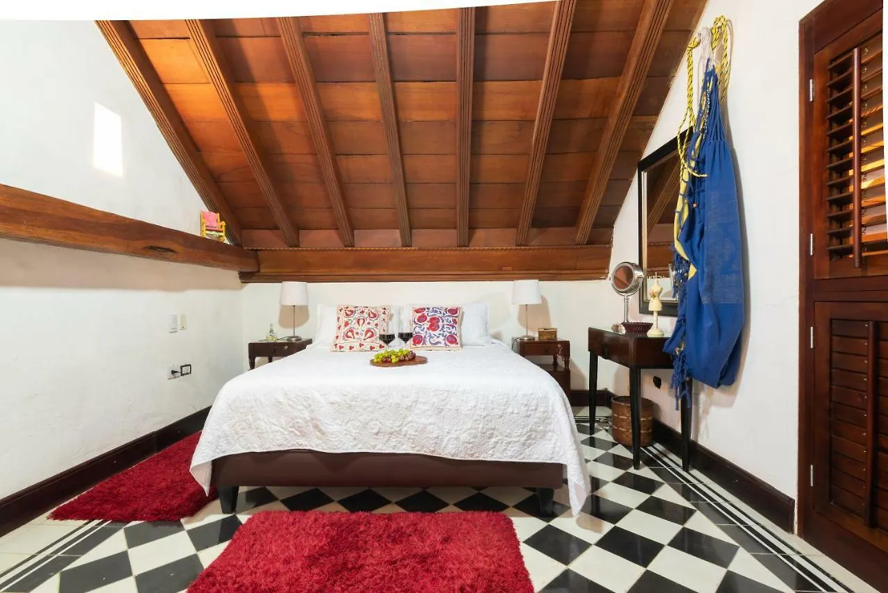 Casa San Pedro - Exclusive 3Br Colonial Apt In Centro Historico By Huespedia Cartagena